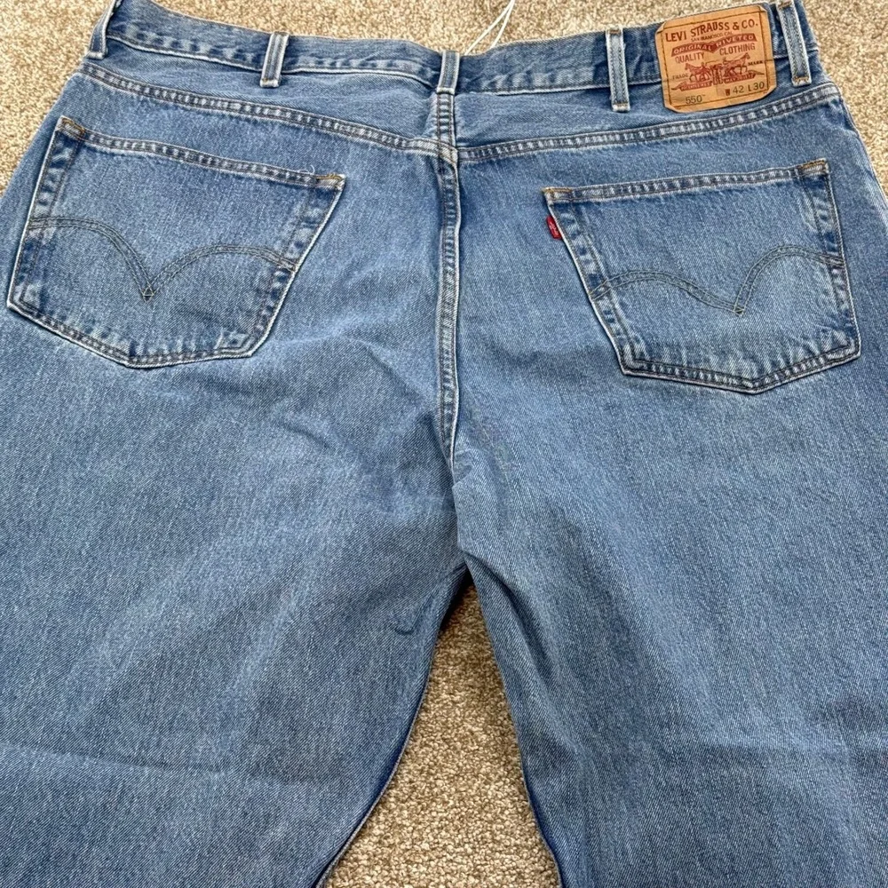 Levis 550 Mens 42x30 Relaxed Fit Jeans Blue Denim Straight Leg Medium Wash Y2K